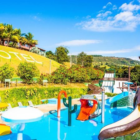 Capitólio Balneario Do Lago Hotel מראה חיצוני תמונה